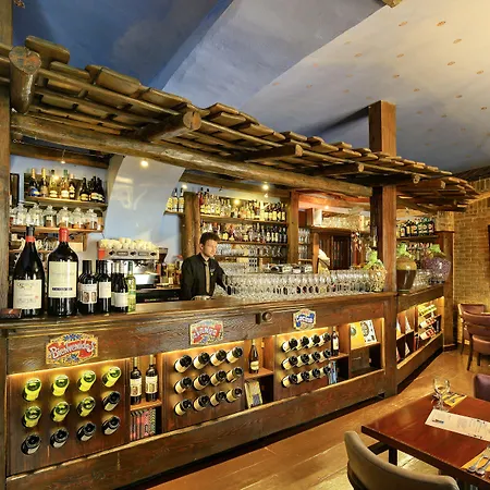 Salvator 3* Прага