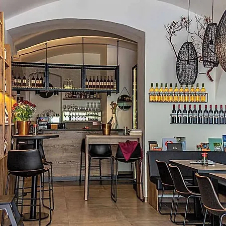 Salvator Hotel 3*