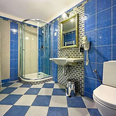 Salvator Hotel