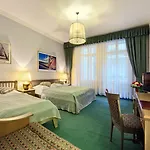Salvator Hotell