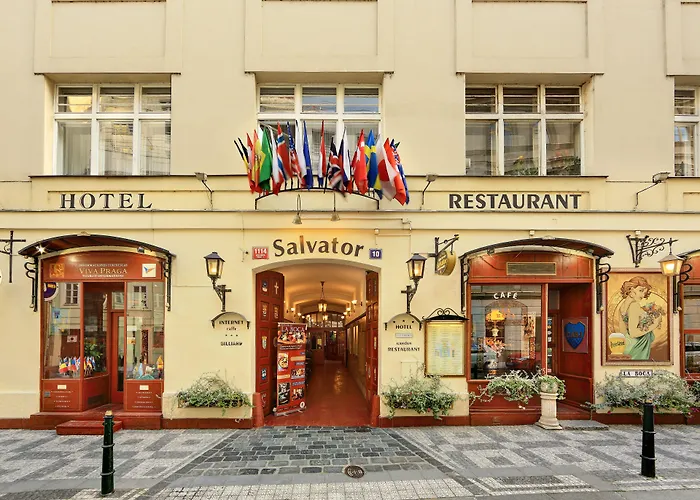 Salvator Hotell 3*